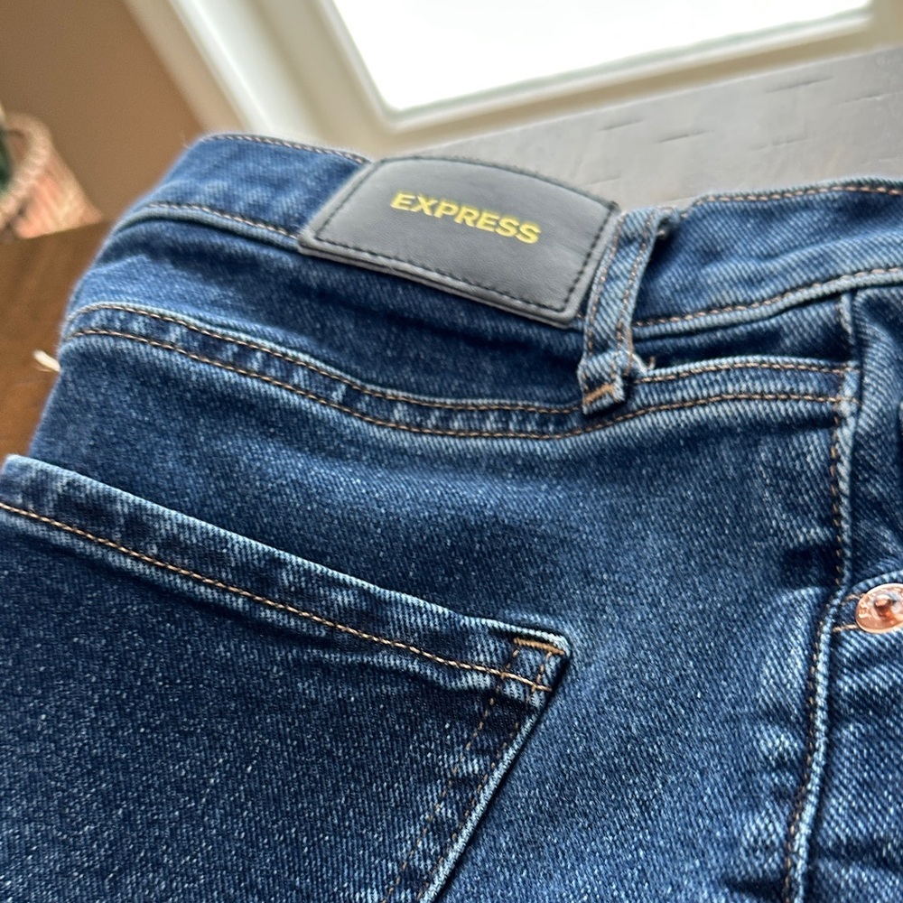 Express Women's Dark Blue Jeans